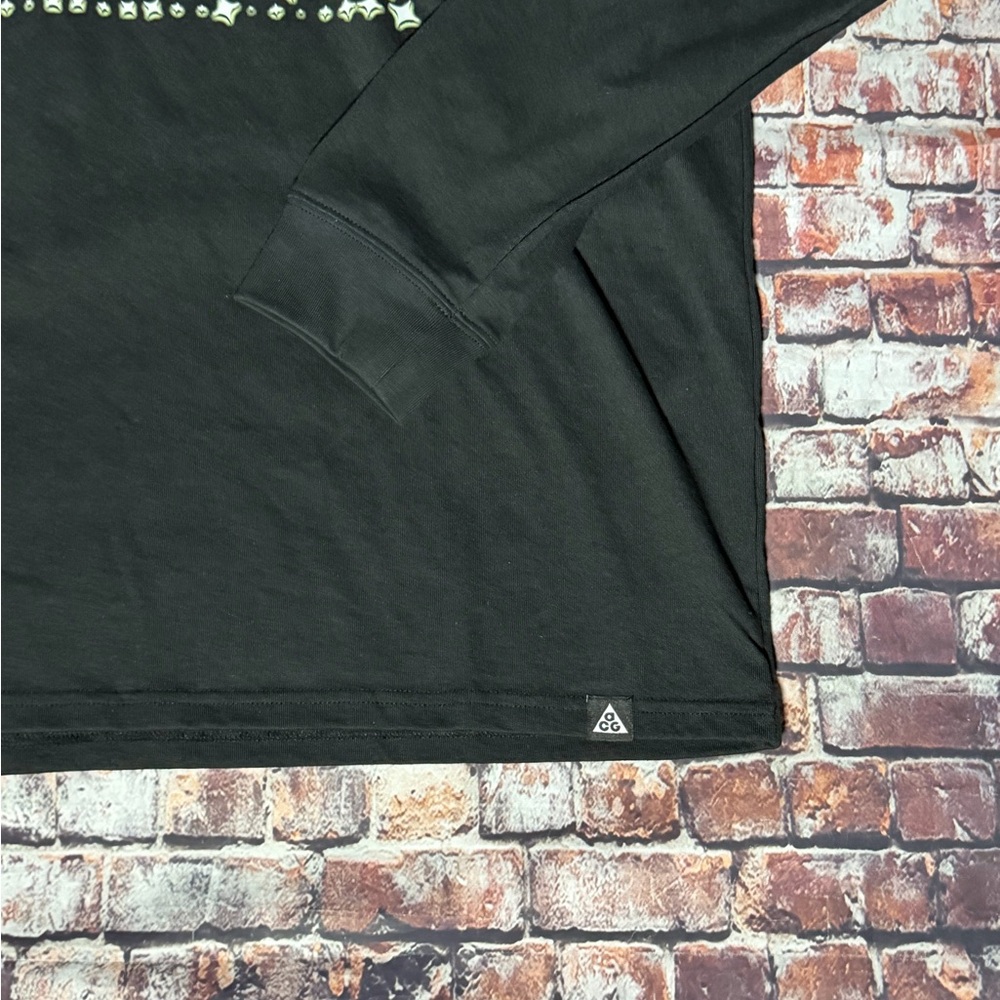 Nike ACG Black Long-Sleeve Tee with Studded Triangle Graphic - Picture 3 of 4